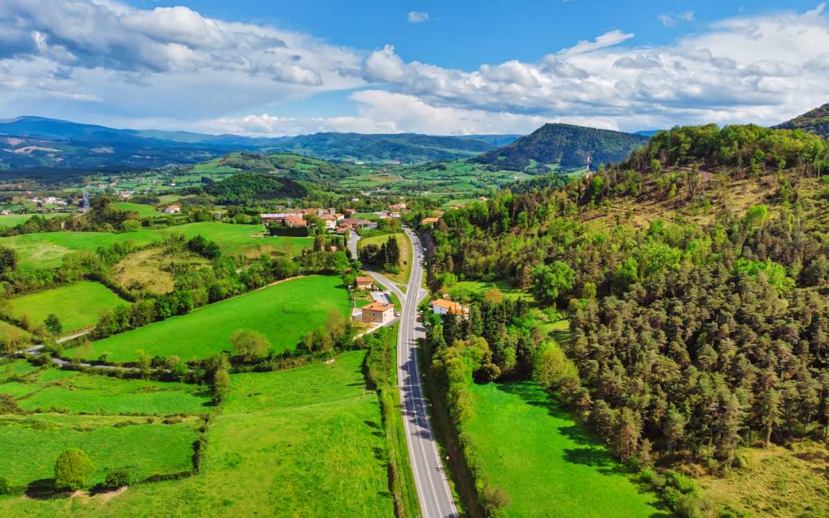 Carretera en el País Vasco