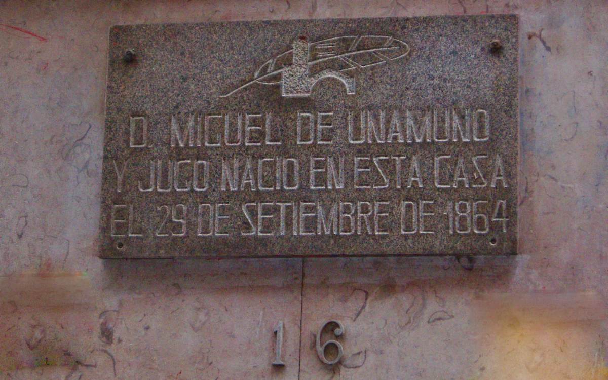 Placa a la entrada de la casa. | Euskargazki, Wikimedia