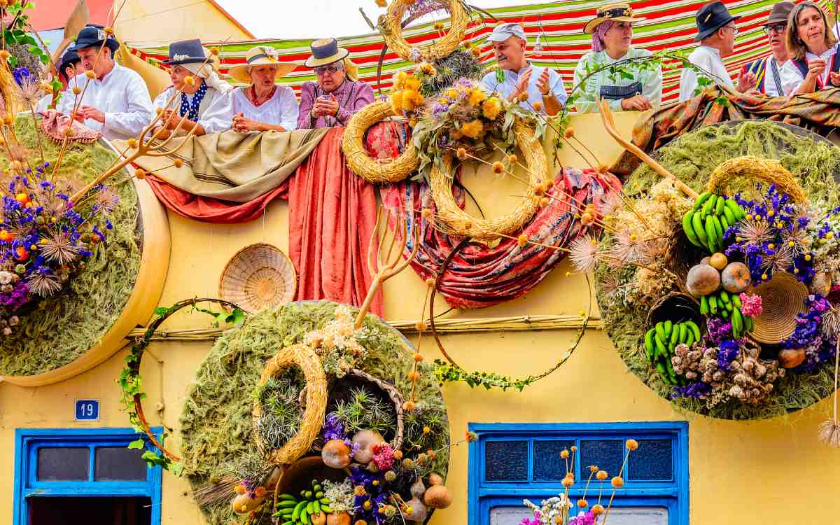 En Los Realejos se celebran 80 fiestas cada año. | Dreamstime