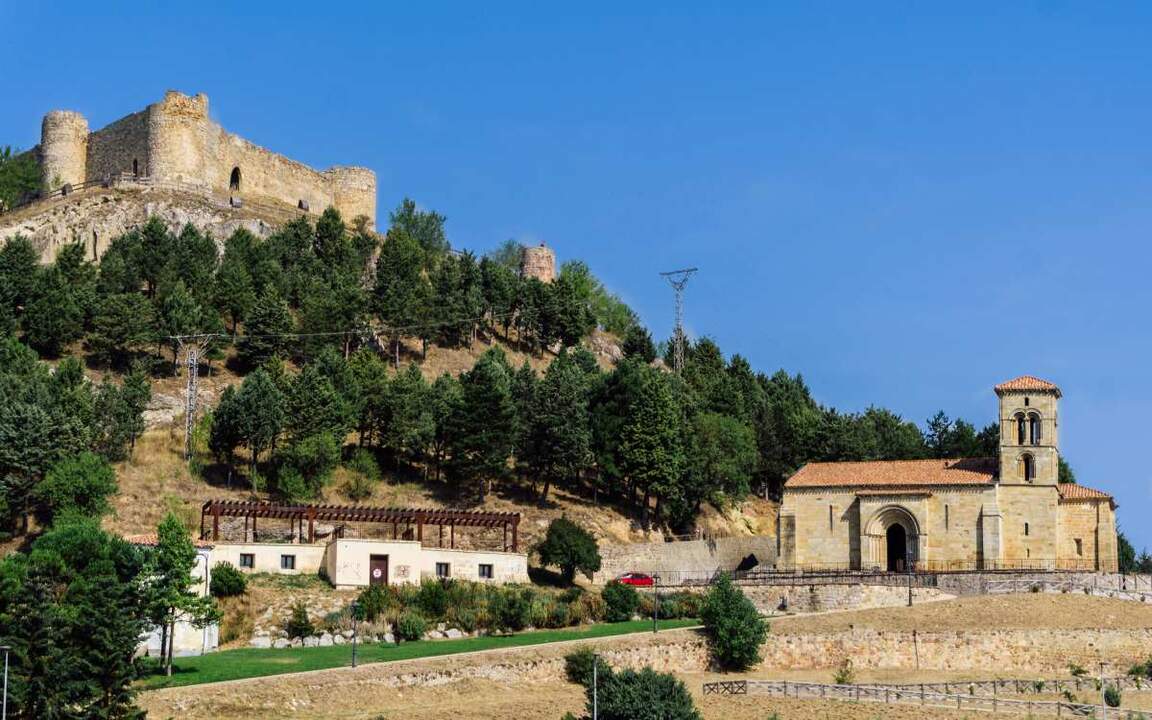 Castillo e iglesia de Aguilar de Campoo
