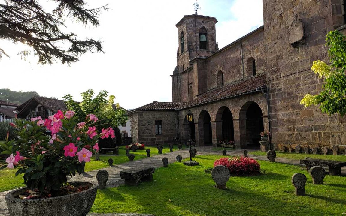 Iglesia de Etxalar