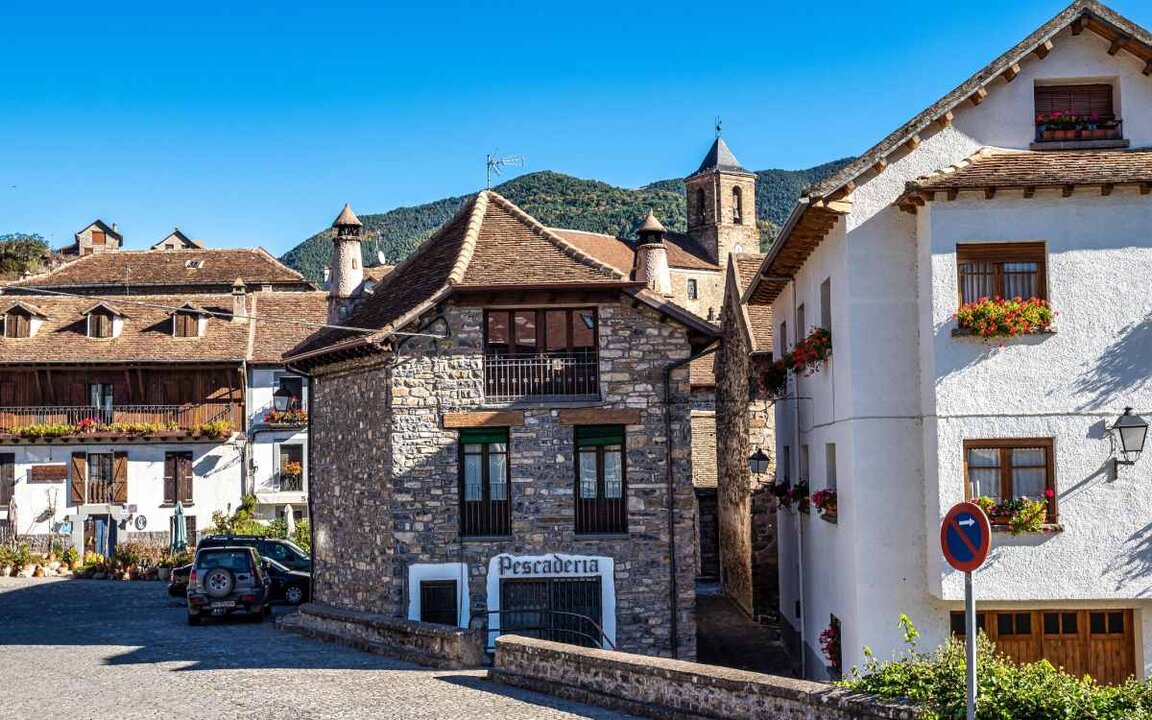 La pintoresca arquitectura de Hecho