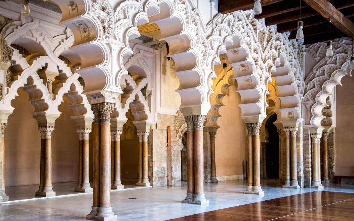 Los arcos del Salón Dorado.