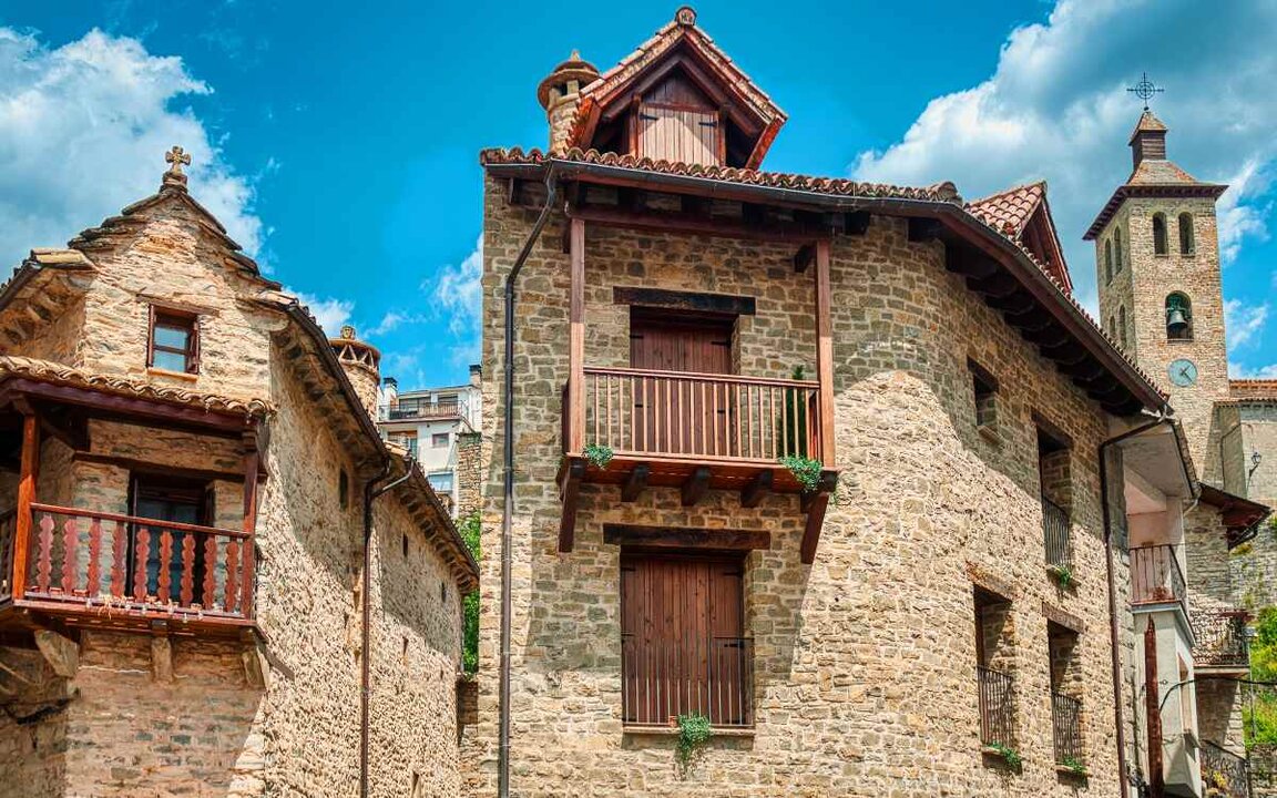 Biescas. | Shutterstock