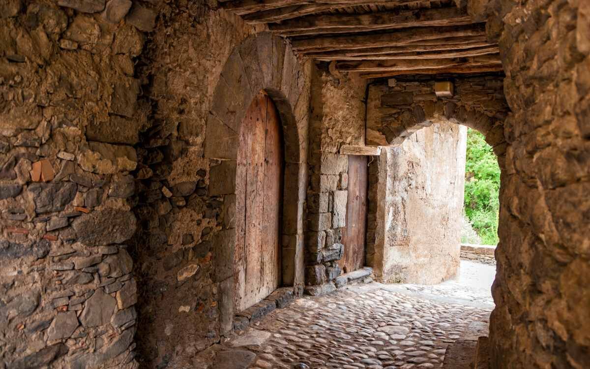 Una de las calles con encanto en Montañana