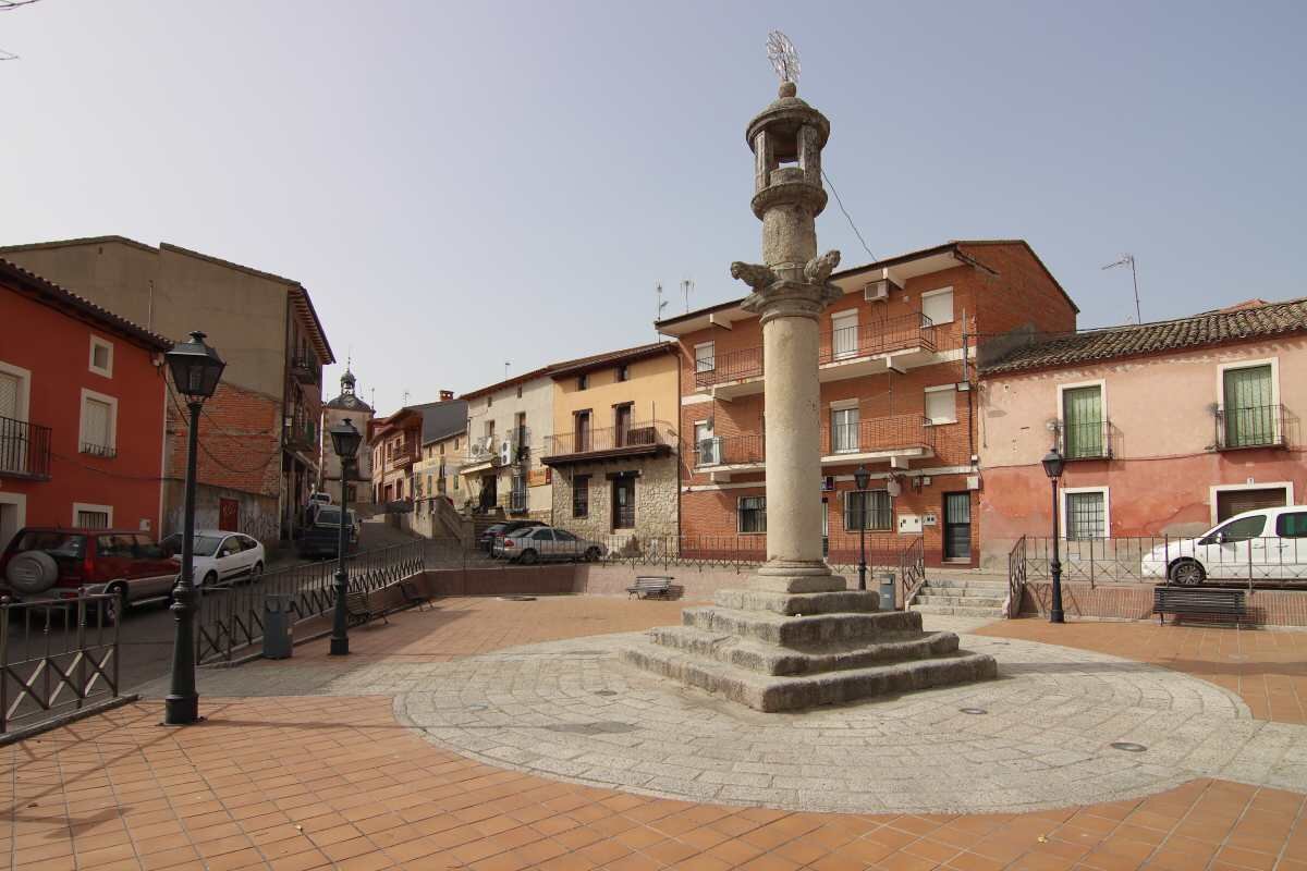 plaza de la Constitución, Nombella