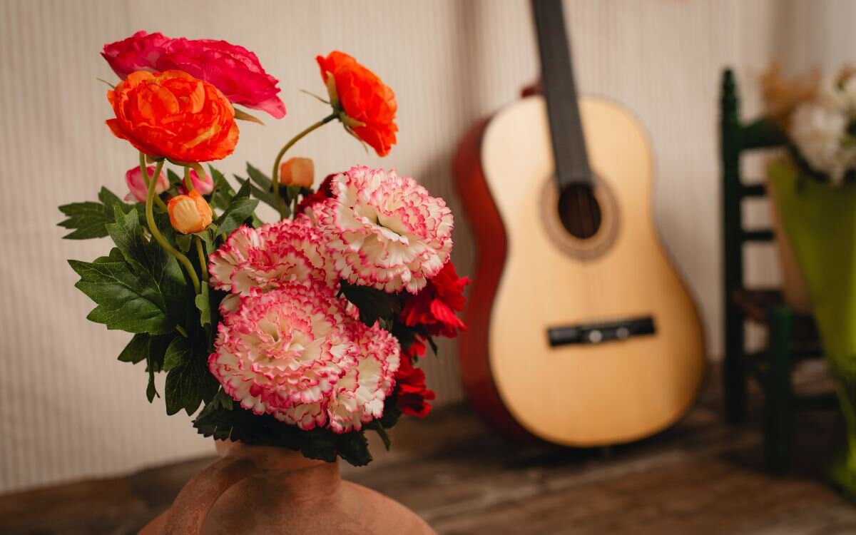 La guitarra es un elemento esencial del imaginario flamenco