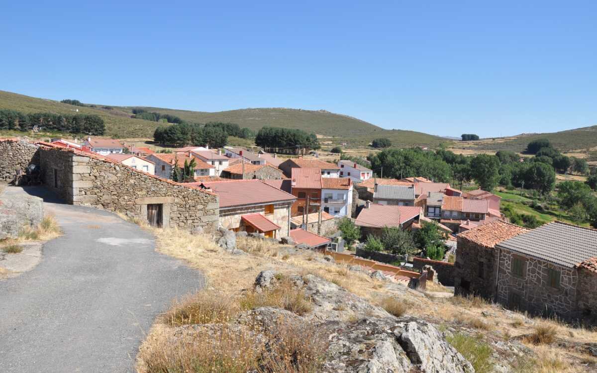 Panorámica de Hoyos de Miguel Muñoz