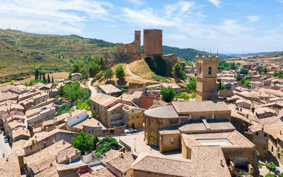 Uncastillo y su fortaleza