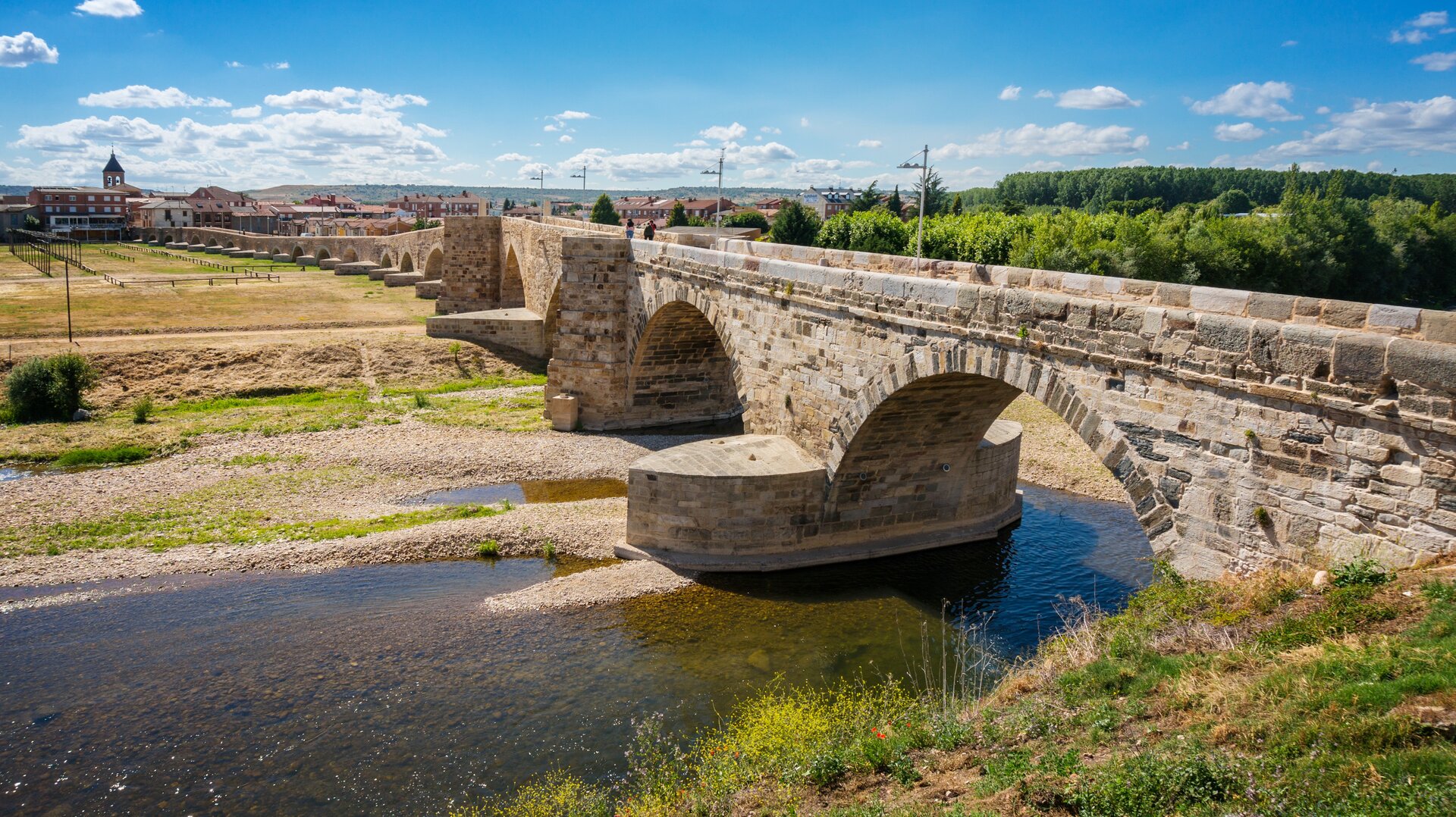 Puente de Hospital de Órbigo