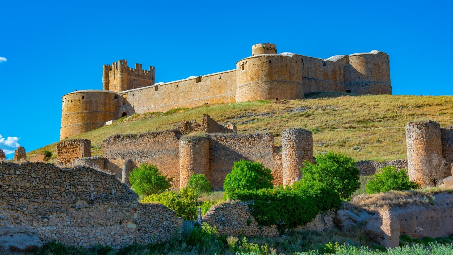 Castillo y murallas de Berlanga de Duero.