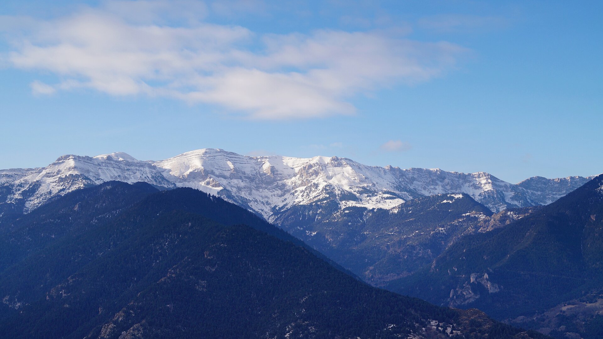 Vista de los Pirineos desde Bellver de Cerdanya