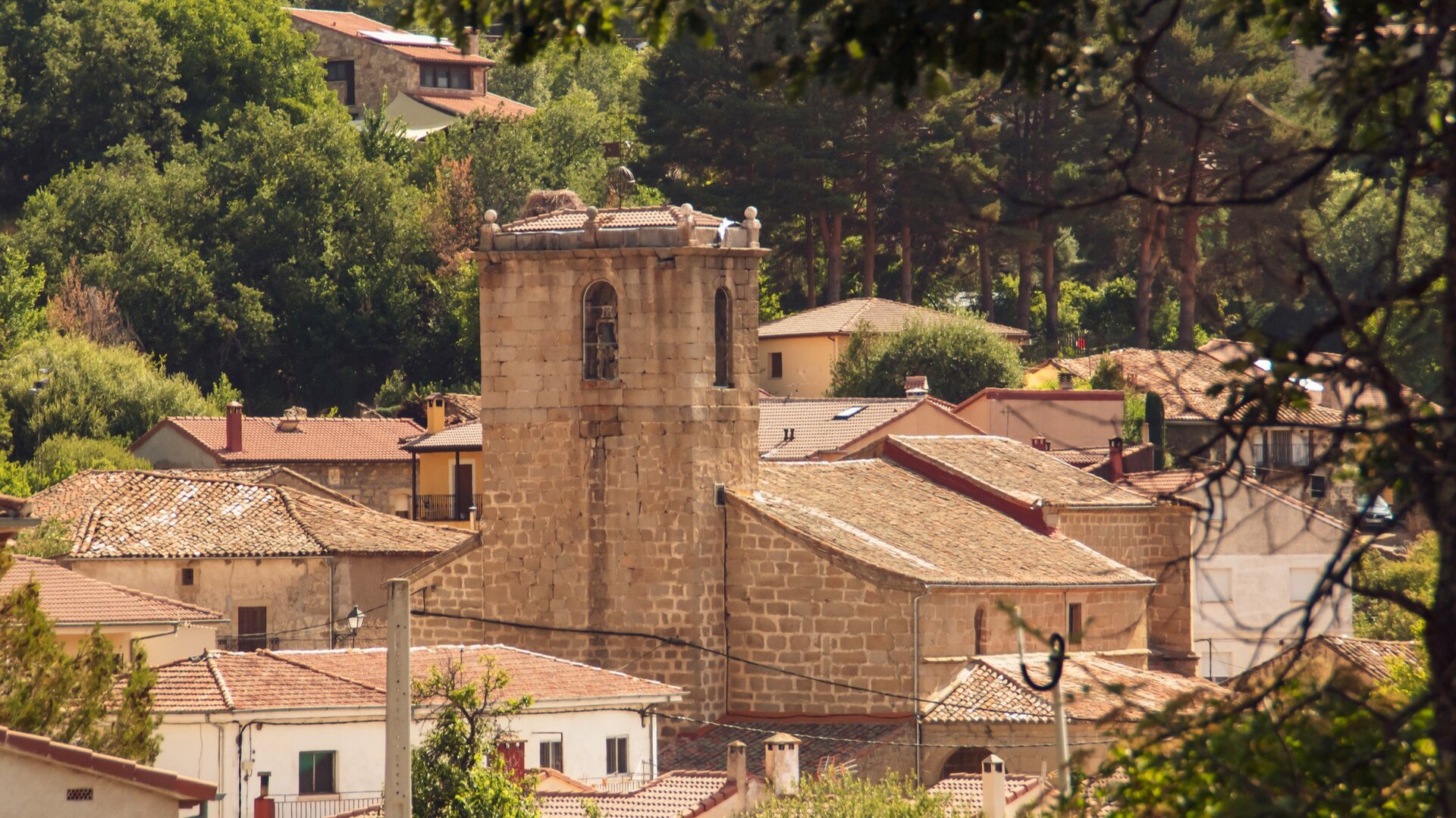 Iglesia de San Juan Bautista en Navacepeda de Tormes