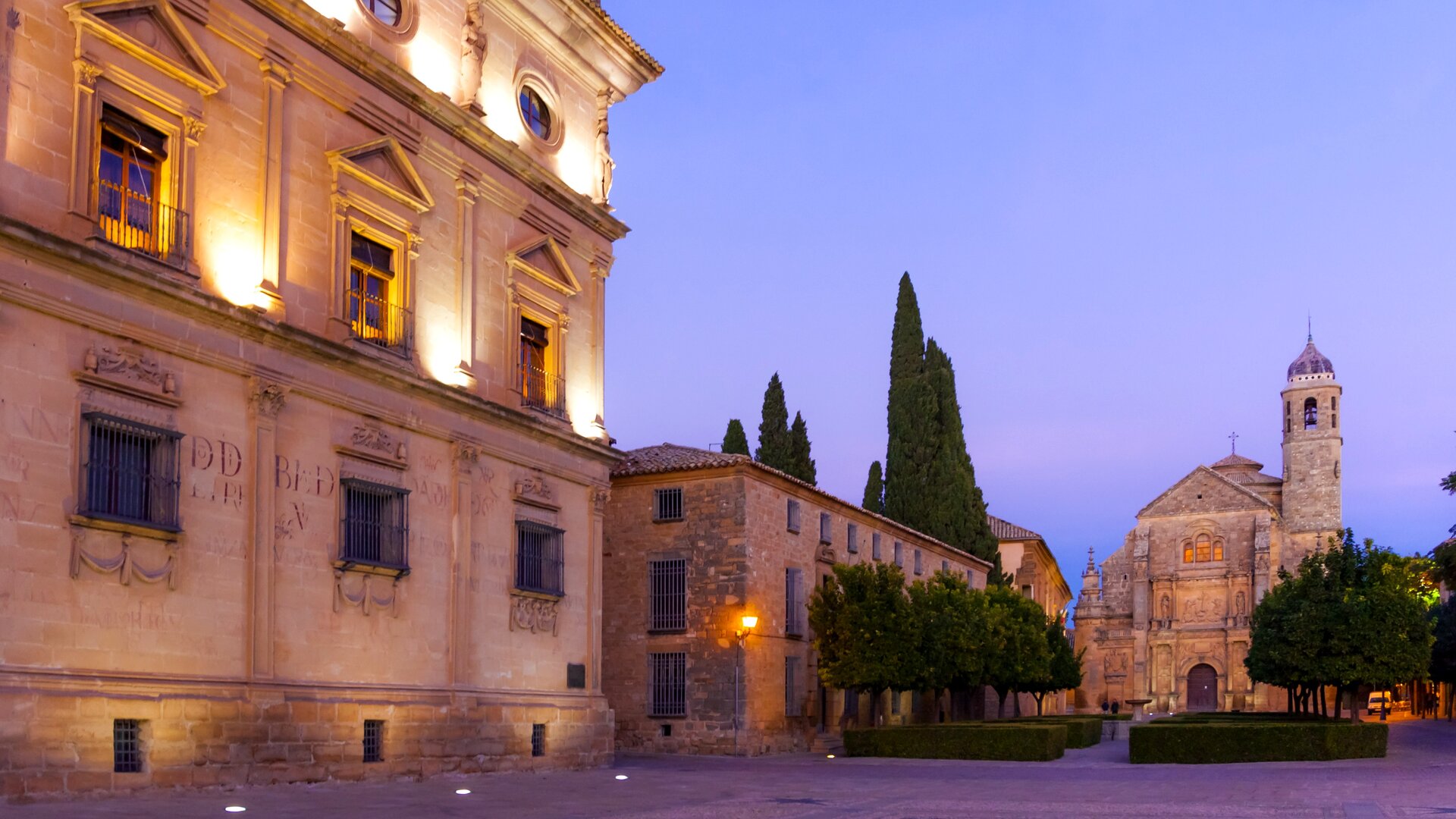 Conjunto monumental de Úbeda al atardecer. 