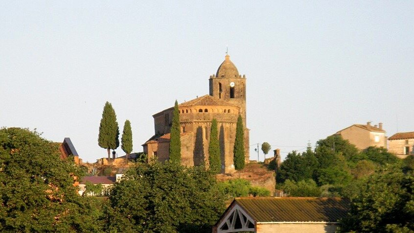 Iglesia_de_Santiago_Apóstol_-_Flickr_-_S._Rae
