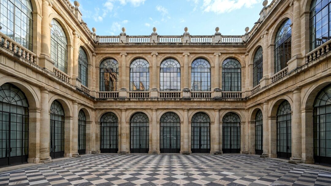 Patio central del Archivo General de Indias.