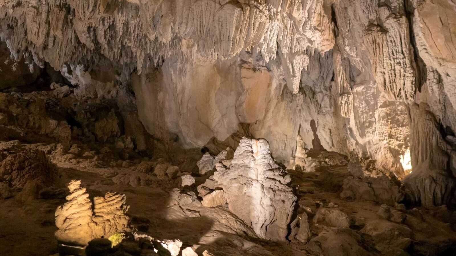 Cuevas de Ikaburu, en Urdabuzi–Urdax. | Shutterstock