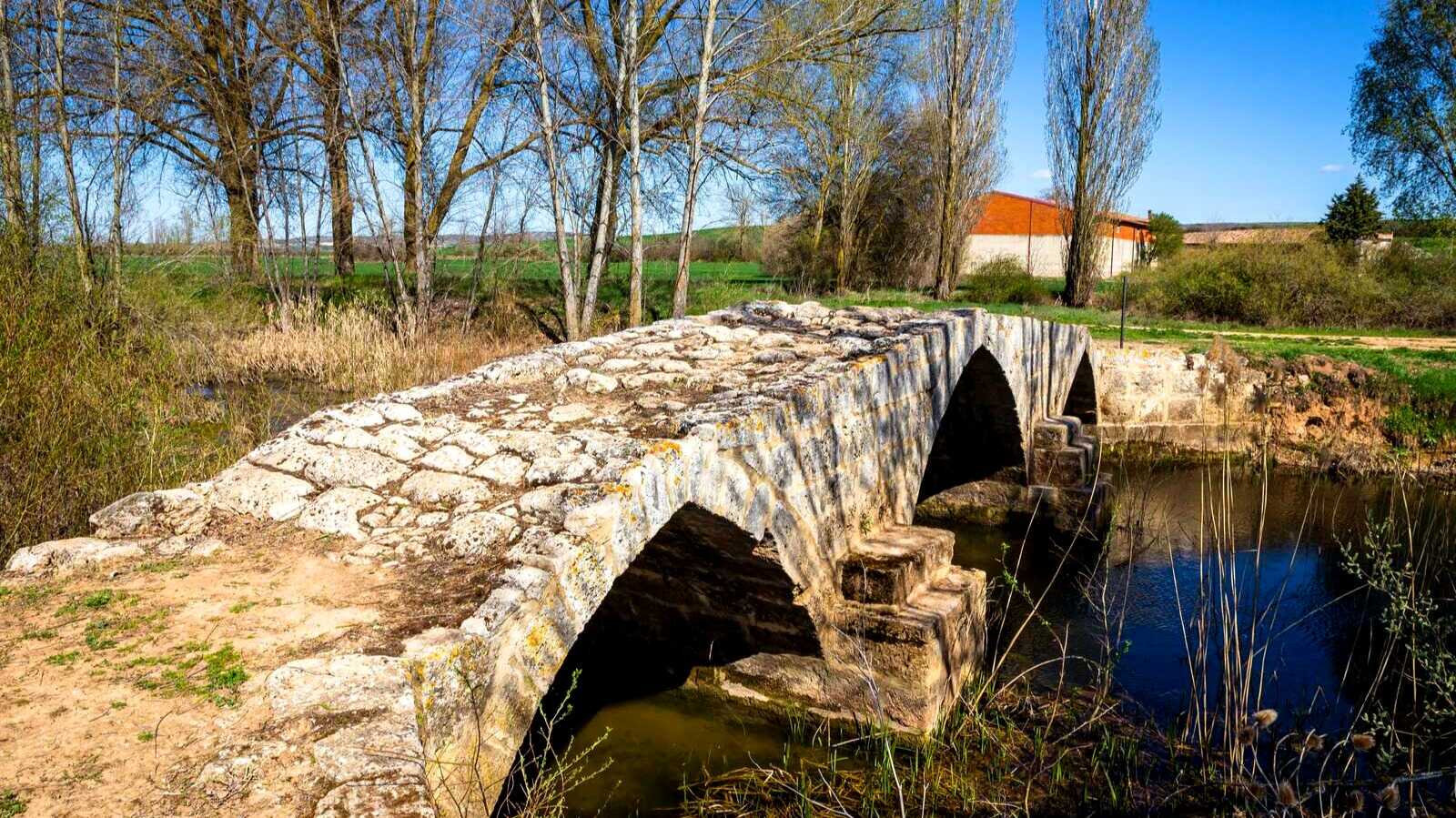 Puente de San Miguel, de origen romano. | Shutterstock