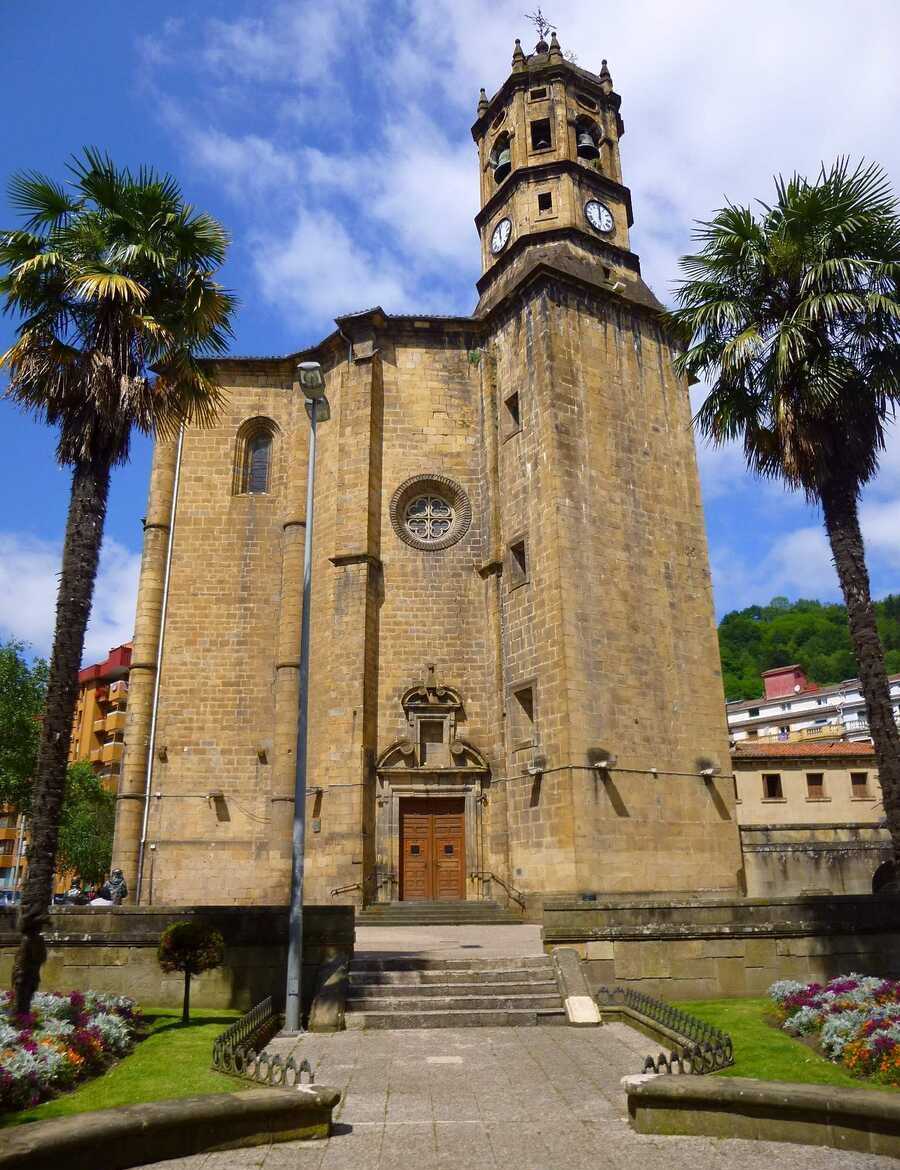 La Iglesia de San Andrés, uno de los monumentos que hay que visitar en Eibar
