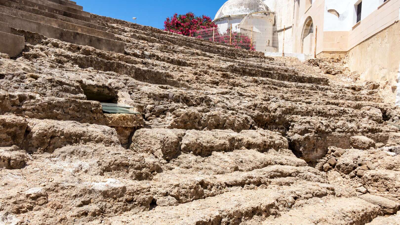 Detalle de las gradas del teatro. | Shutterstock