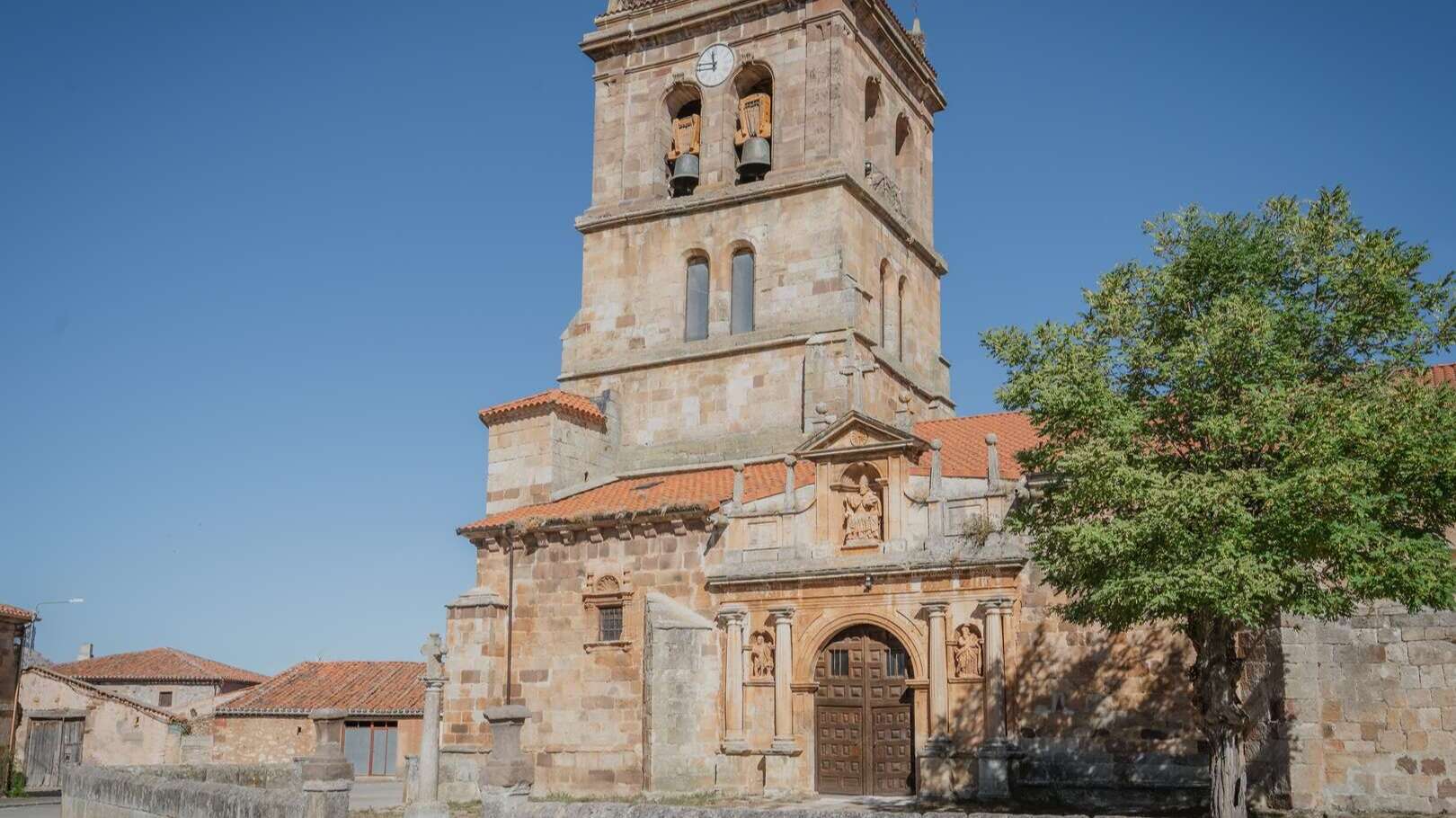 Iglesia de Barbadillo del Mercado. | Shutterstock