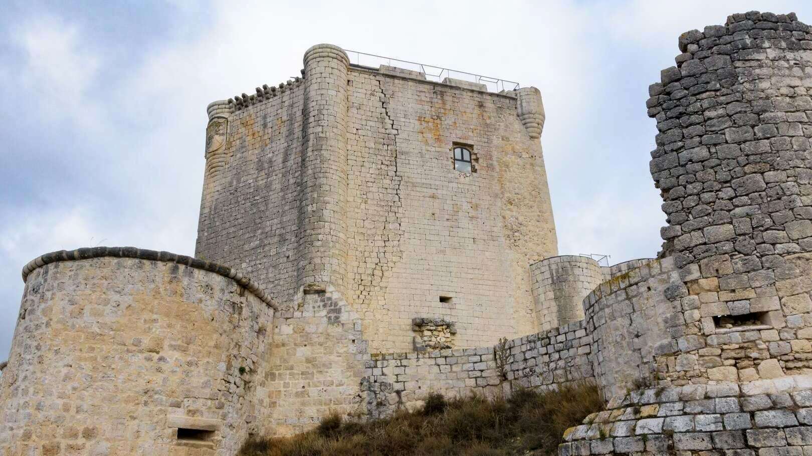 Castillo de Íscar. | Dreamstime