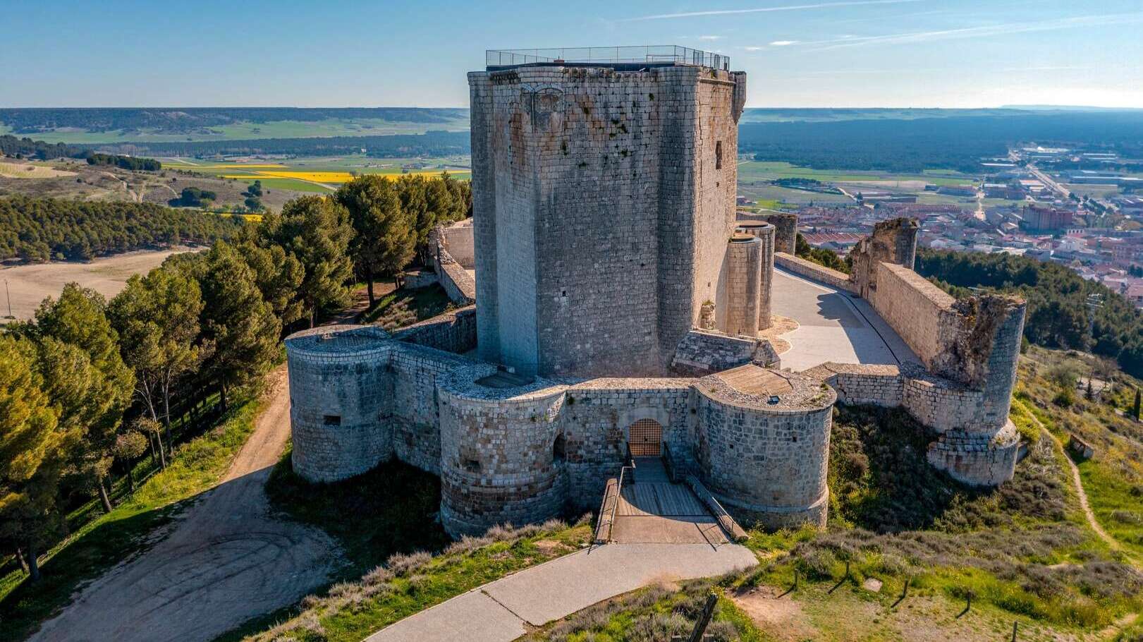 Vista del castillo. | Shutterstock