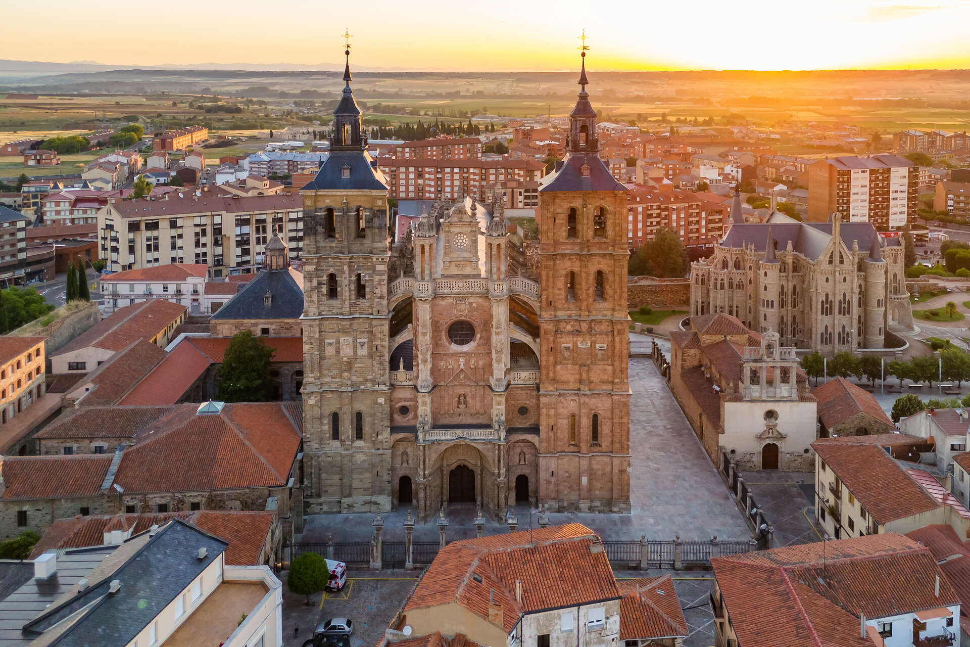 Astorga y su catedral. | Dreamstime