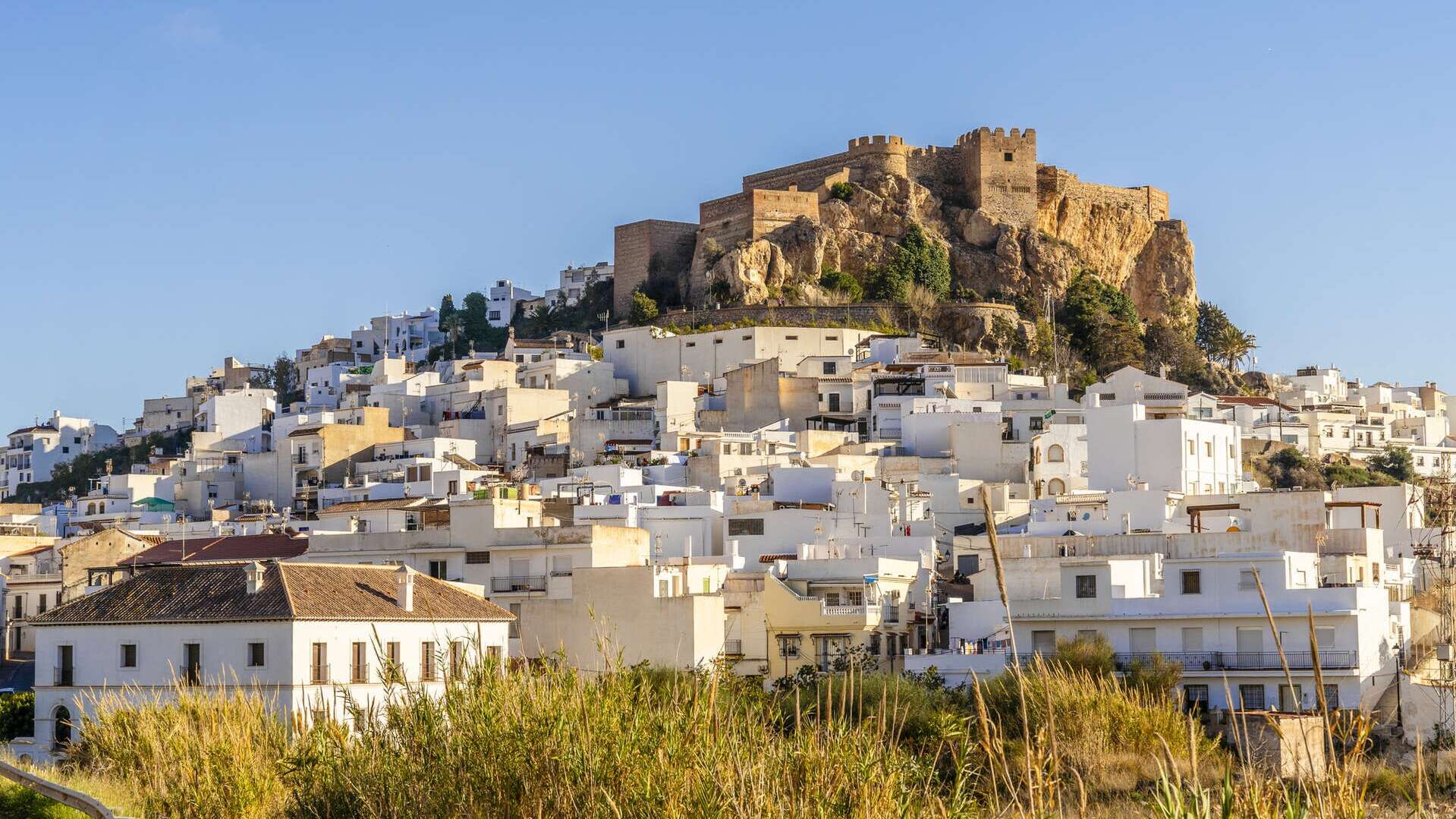 Las casas blancas y la fortaleza de Salobreña