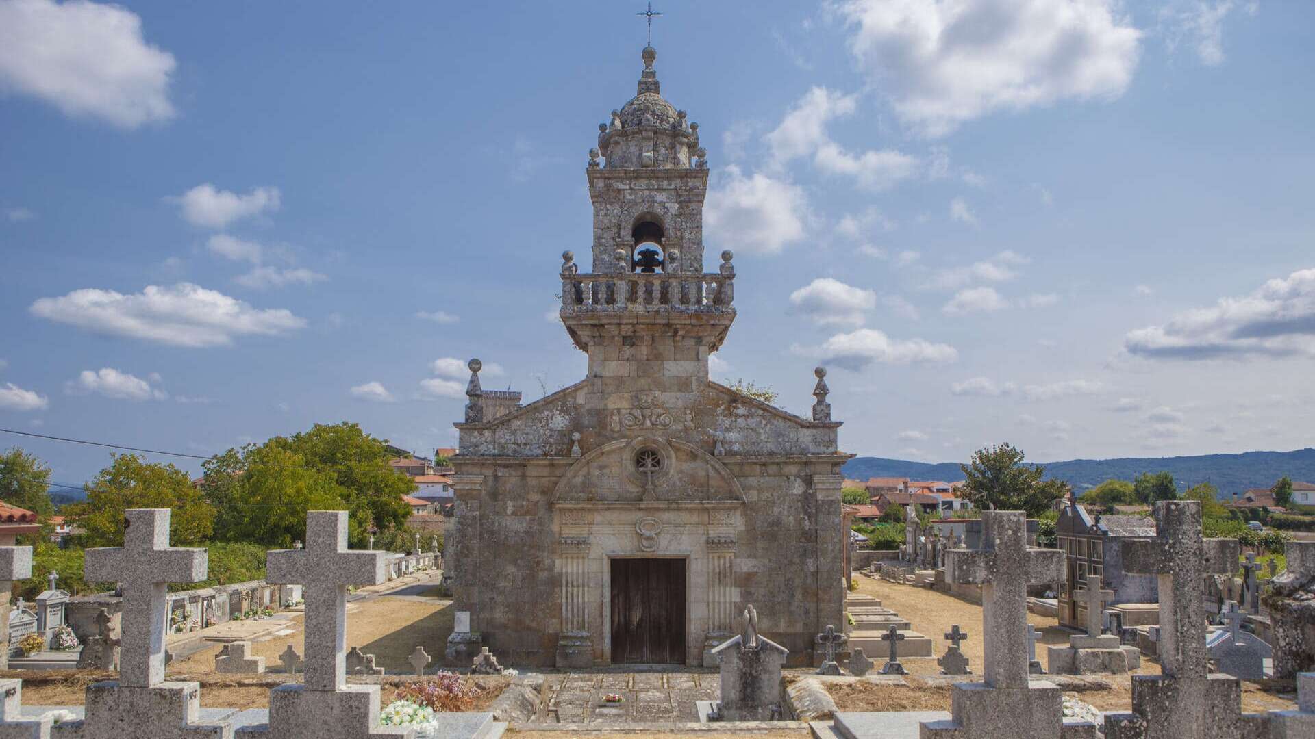 Iglesia de San Salvador en Vilanova dos Infantes