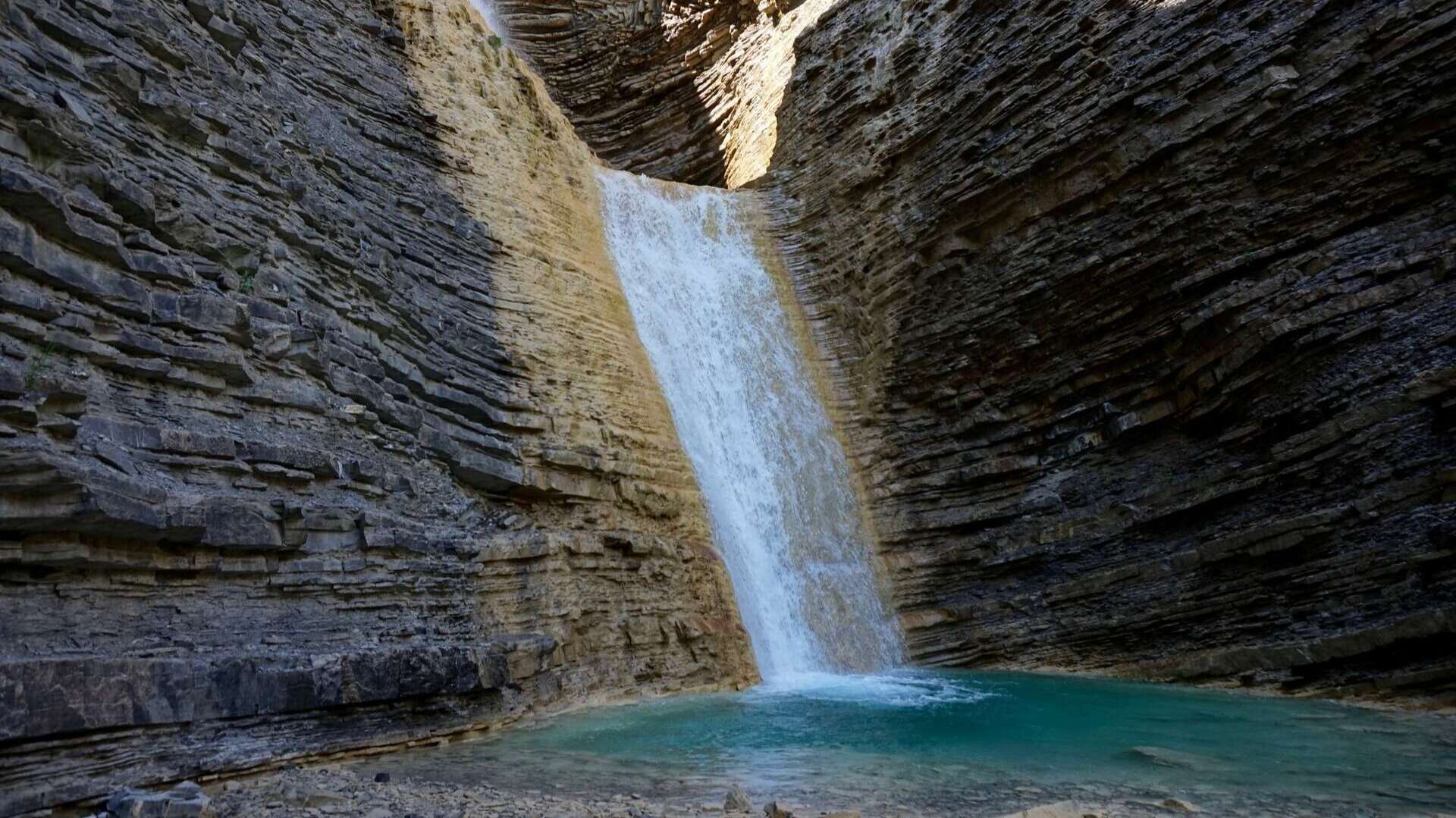 Vista de la cascada. | Shutterstock