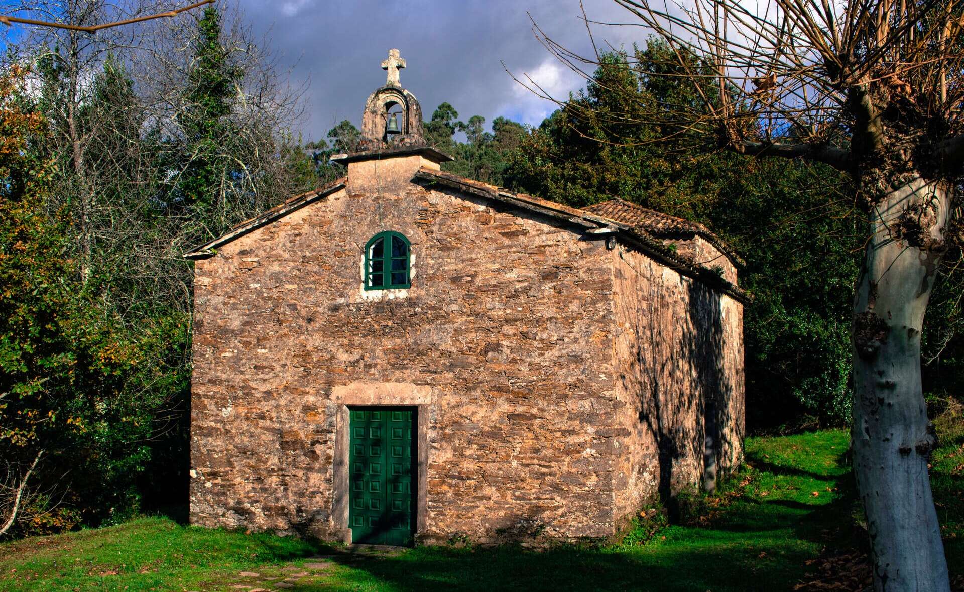 Ermita de Santa Irene. | Bene Riobó, Wikimedia