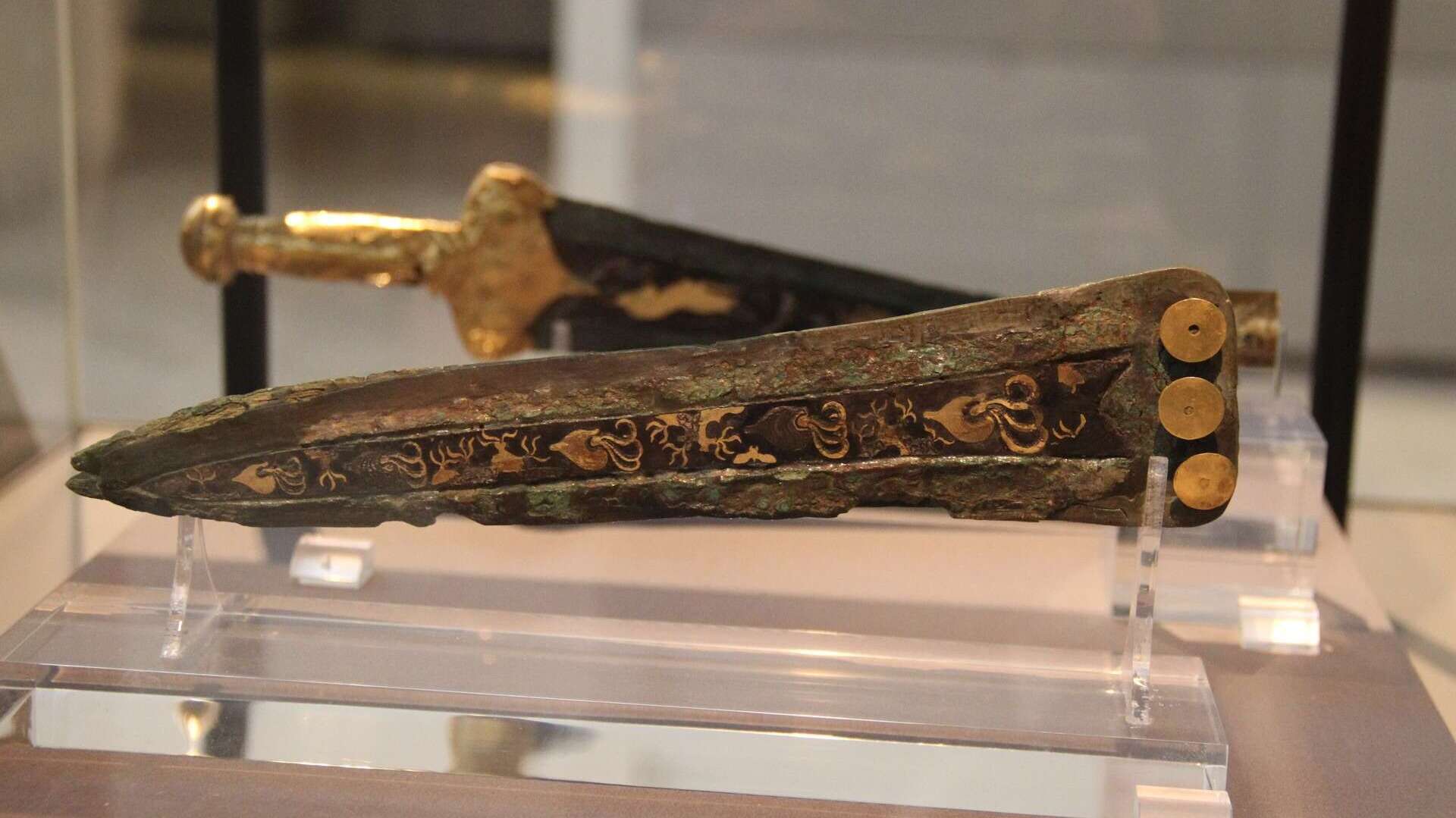 Daga de bronce de Micenas del siglo XV a. C.