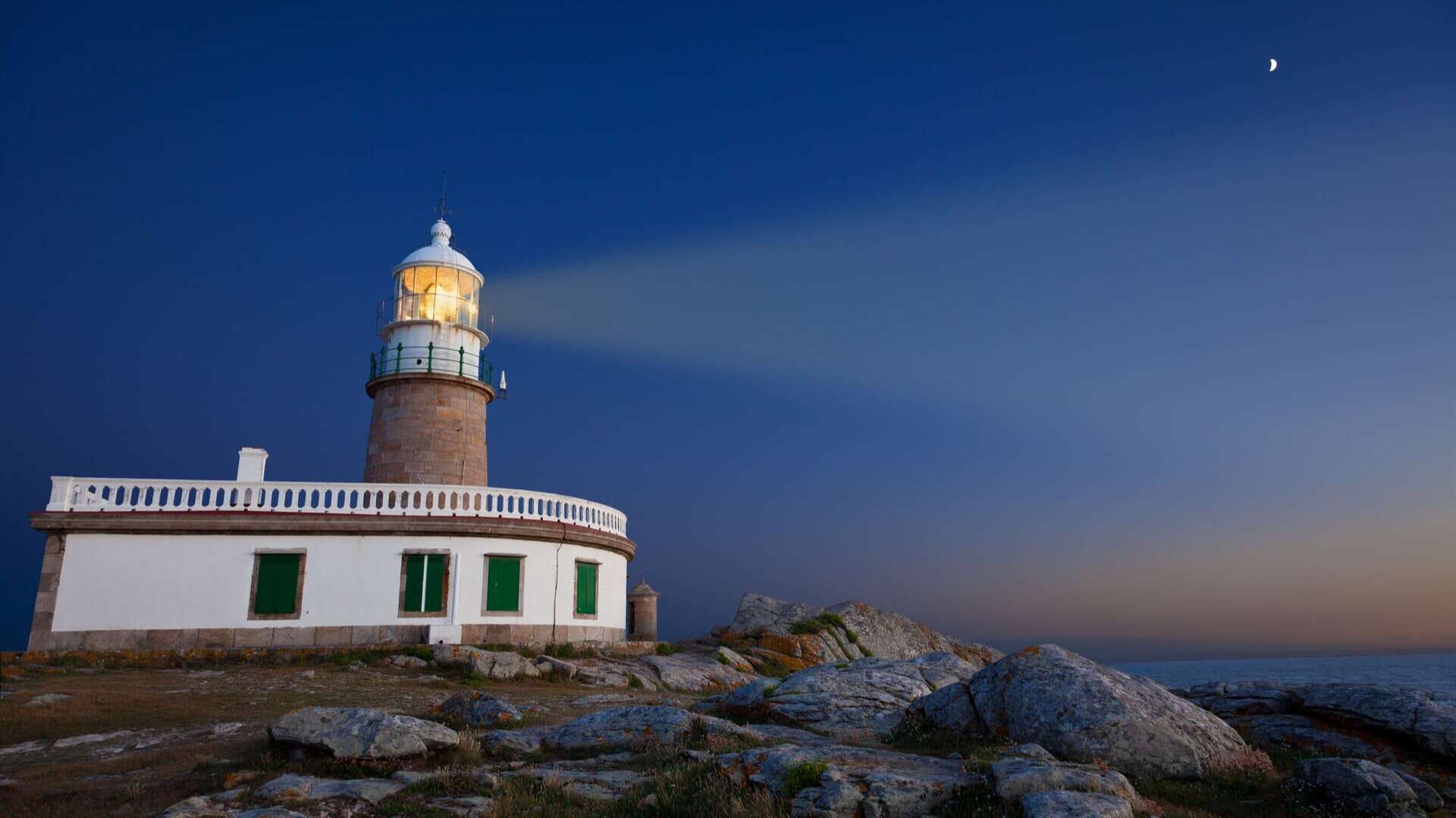 Faro de Corrubedo.