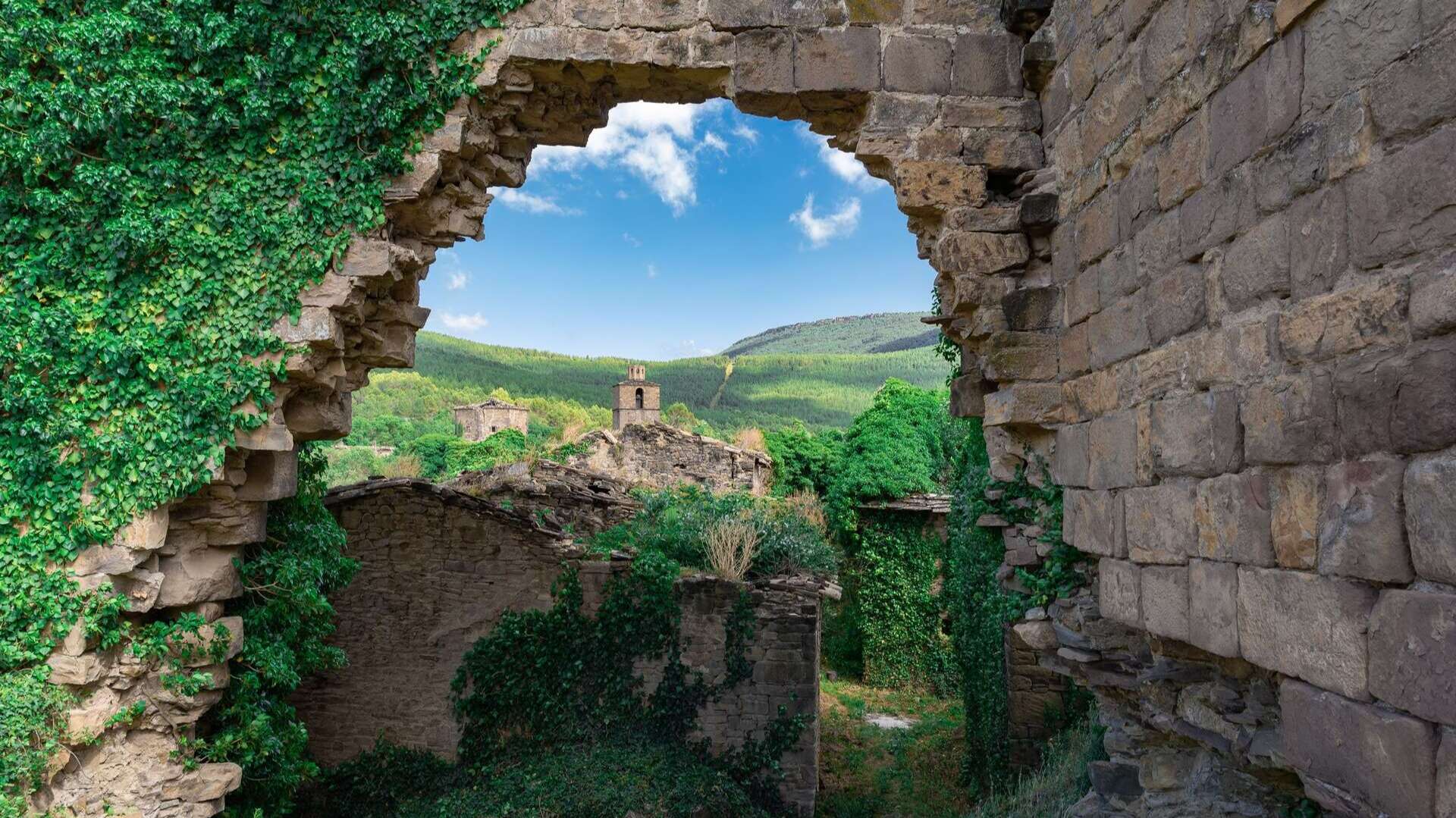 Ruinas de Ruesta, en Zaragoza.