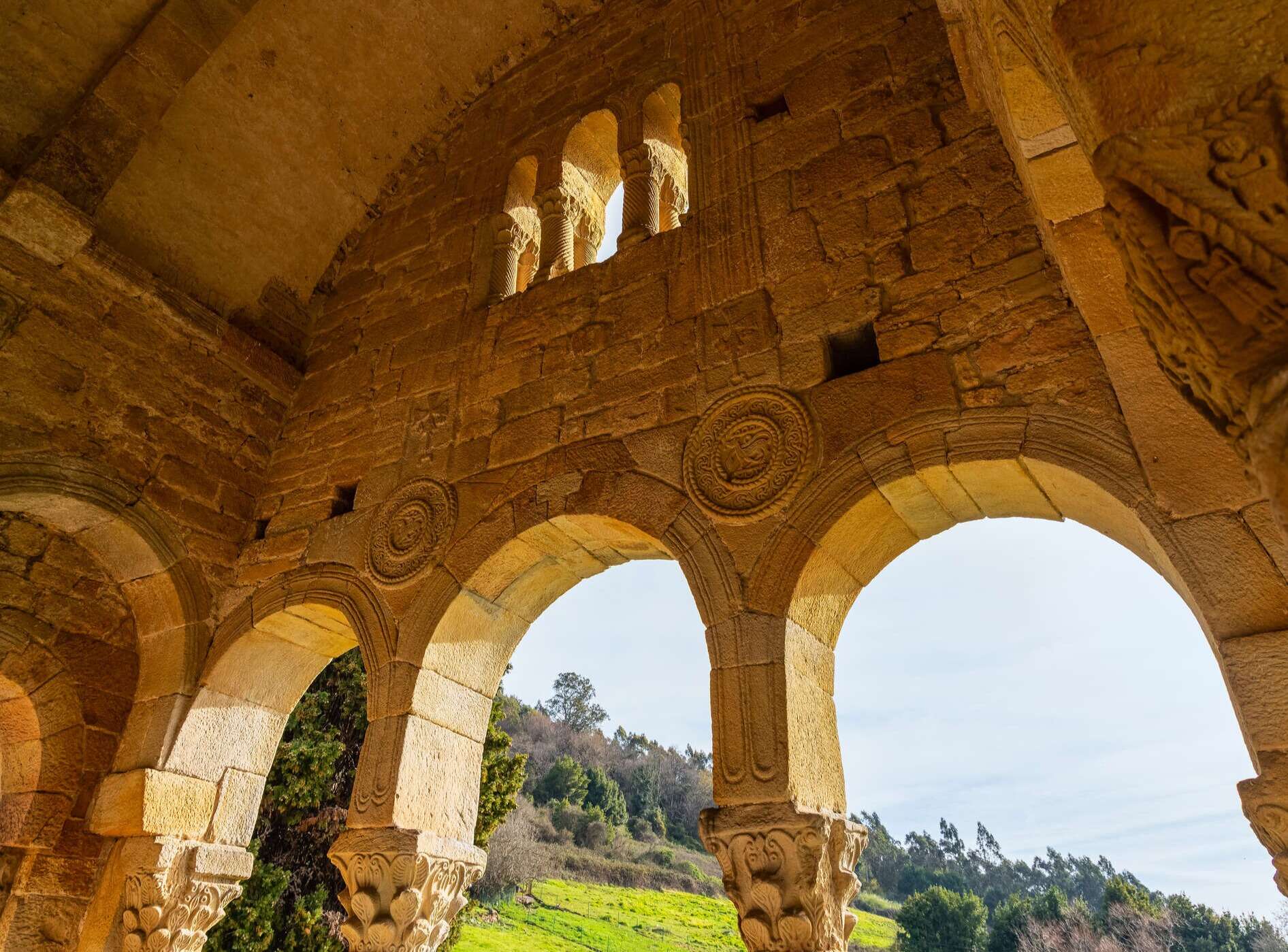Vista desde el interior de la iglesia.