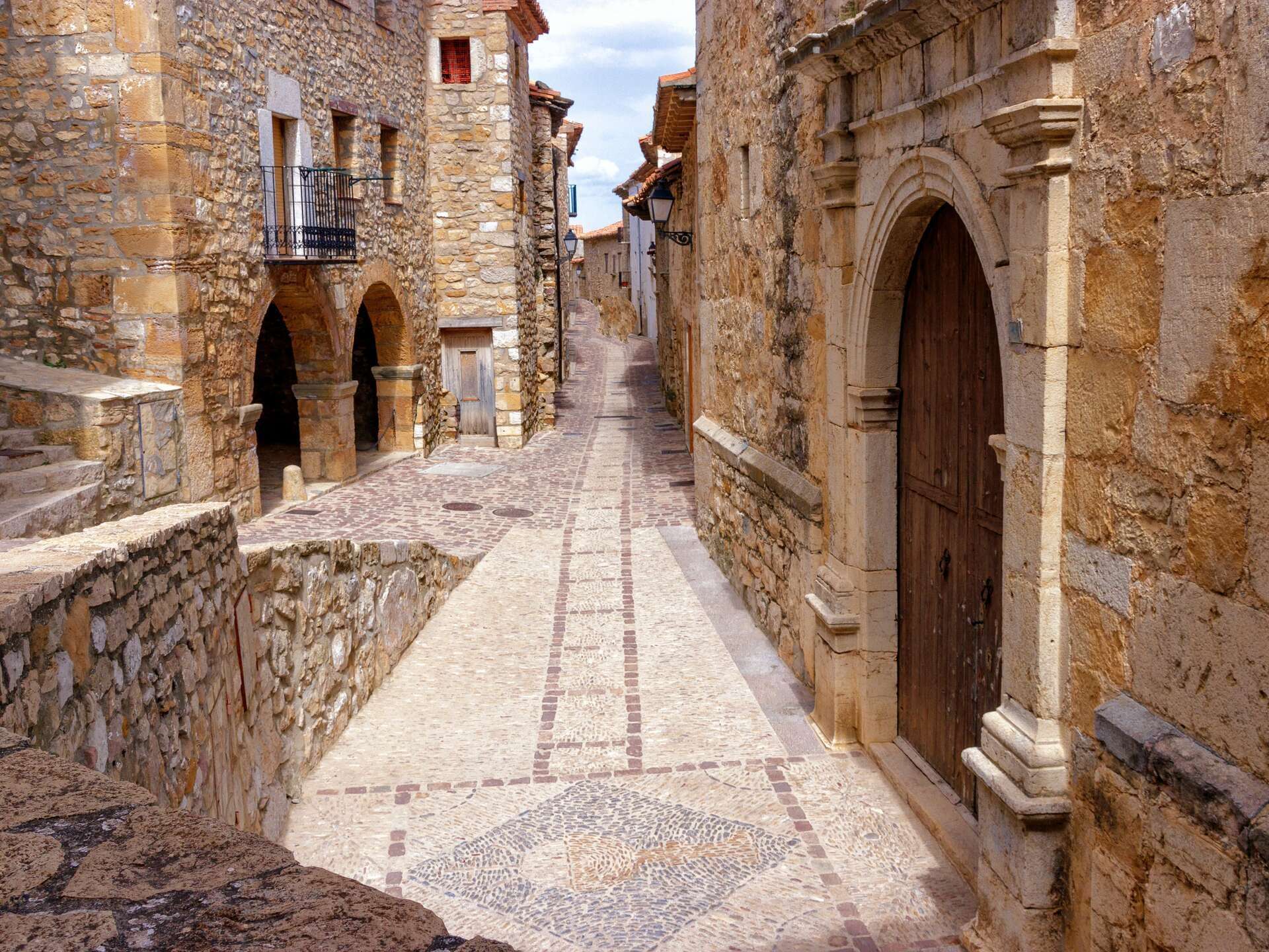 Una calle en Culla, Castellón. | Shutterstock