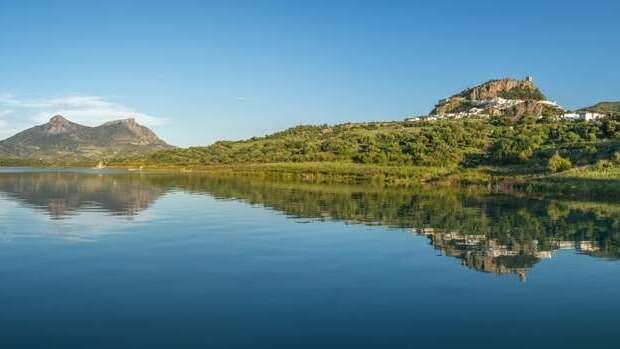 zahara shutterstock_2334520767