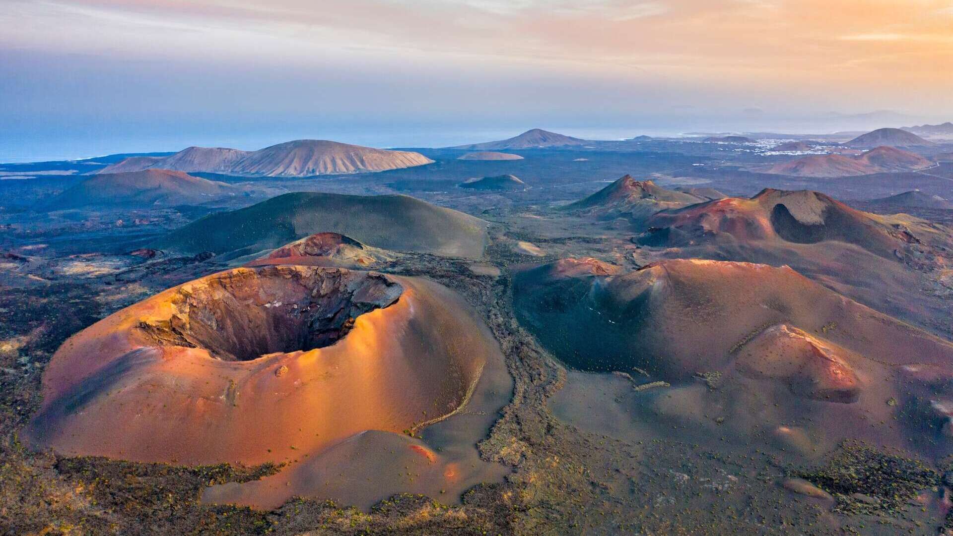 lanzarote reserva biosfera shutterstock_2441566133