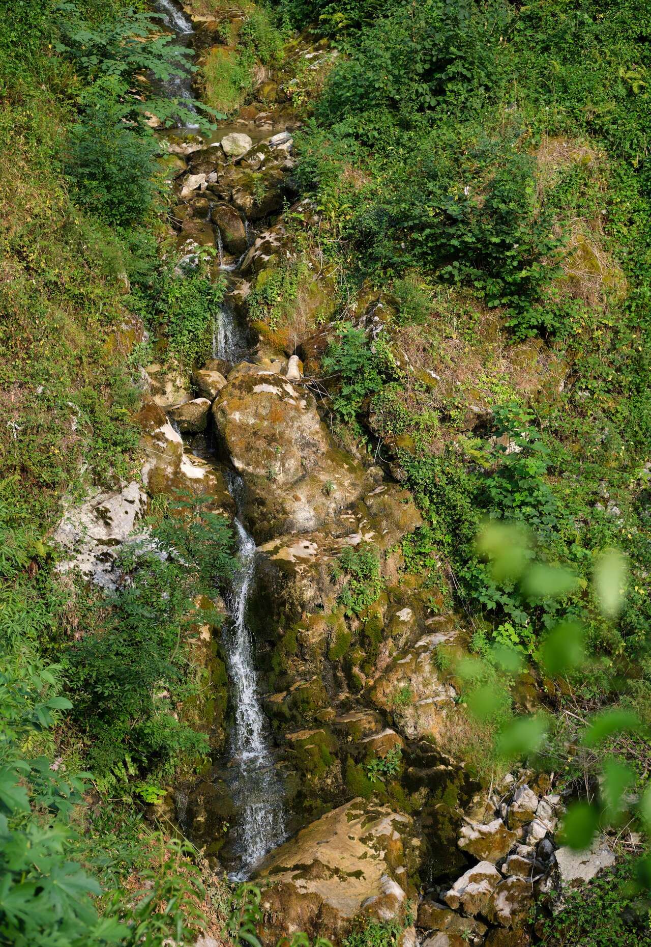 Cascada del Aguasaliu, Asturias. | Dreamstime