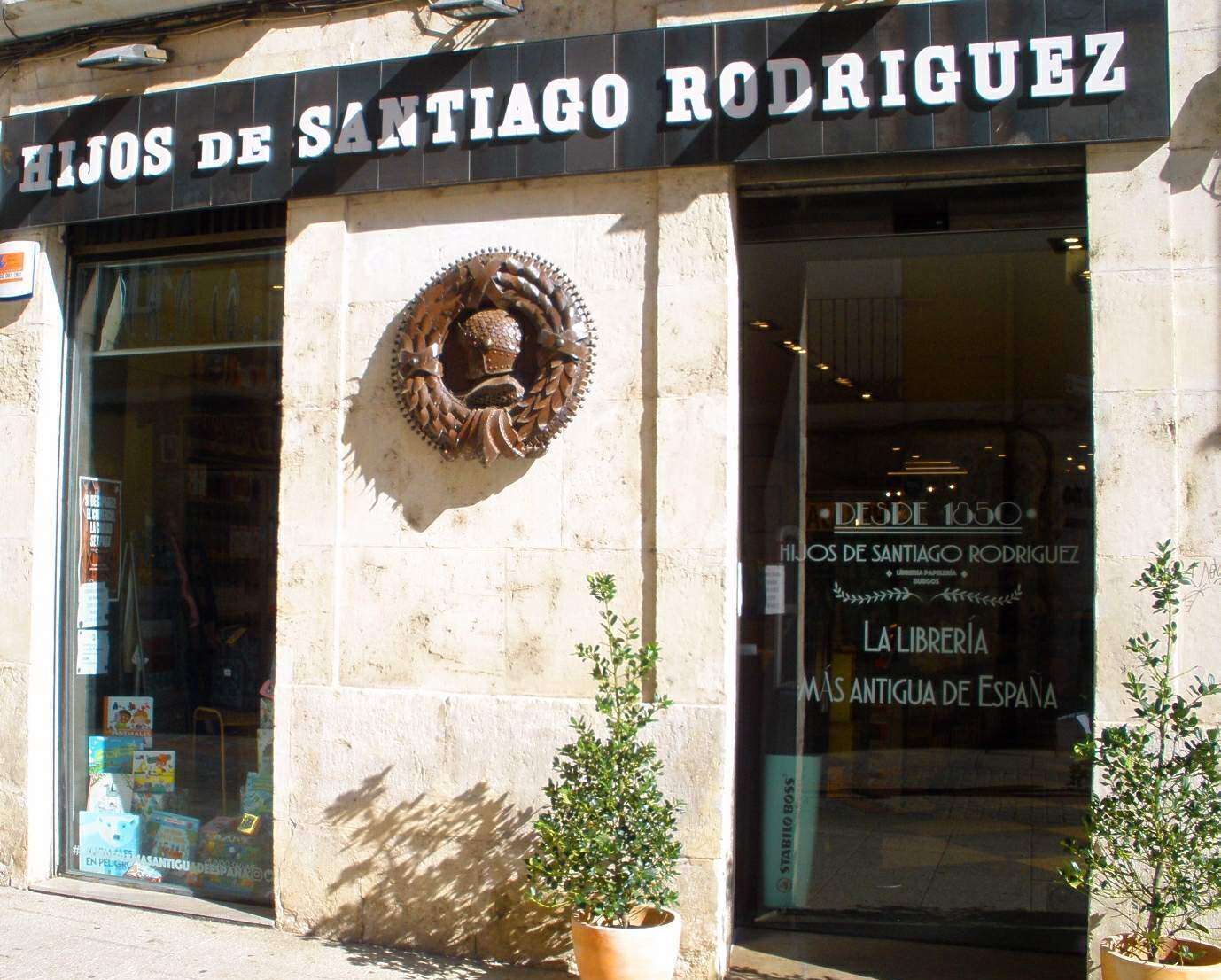 Librería Hijos de Santiago Rodríguez en Burgos, la librería más antigua de España. | Zarateman, Wikimedia.