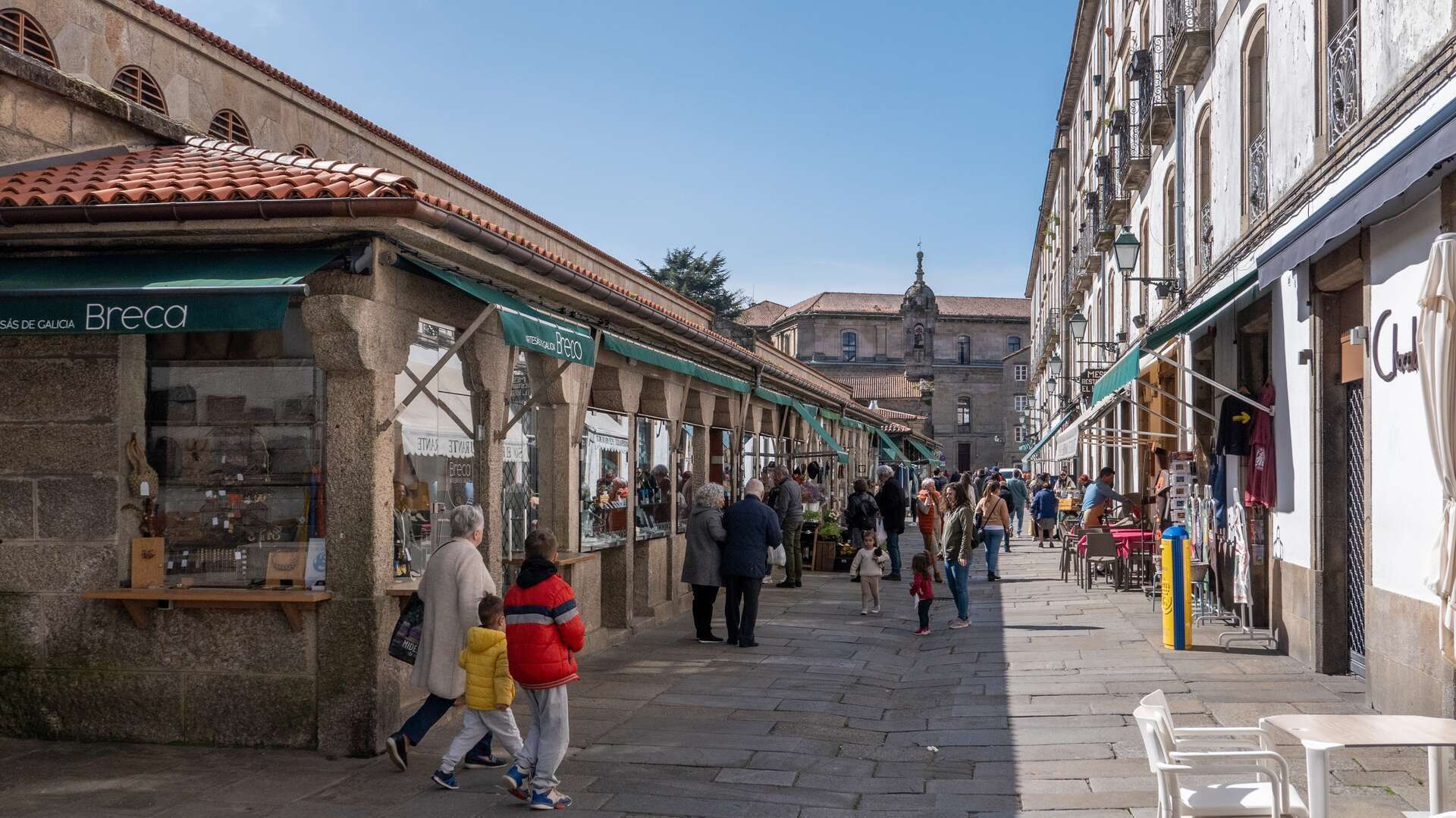 Mercado de Abastos de Santiago de Compostela. | Shutterstock