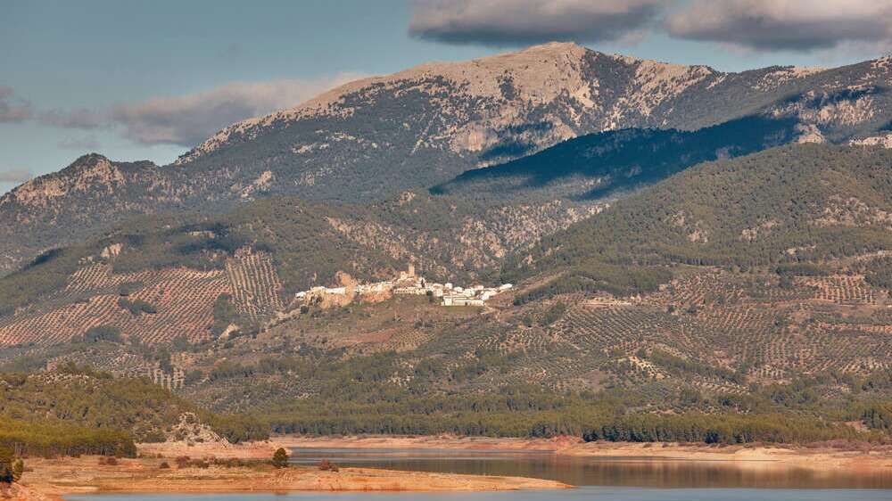 Vistas de Hornos de Segura, Andalucía. | Shutterstock