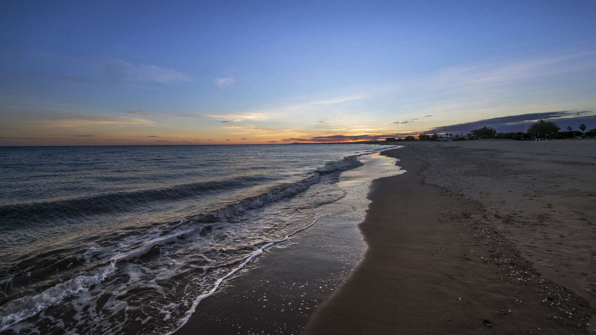 Playa de Isla Canela. | Shutterstock