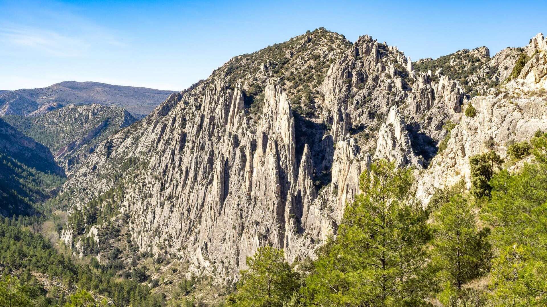Mirador de Montoro de Mezquita en Teruel. | Dreamstime