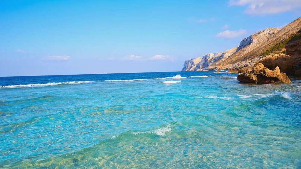 Playa Las Rotas en Denia, Alicante. | Shutterstock