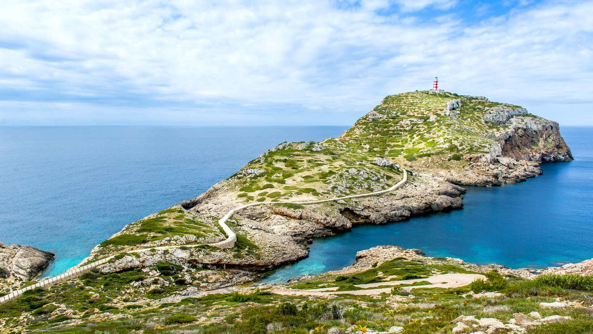 Isla de Cabrera. | Shutterstock