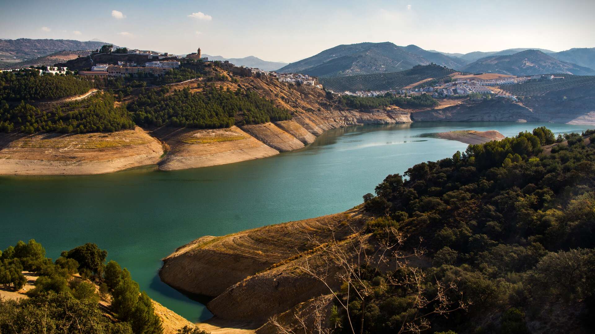 Embalse de Iznájar, Andalucía. | Shutterstock
