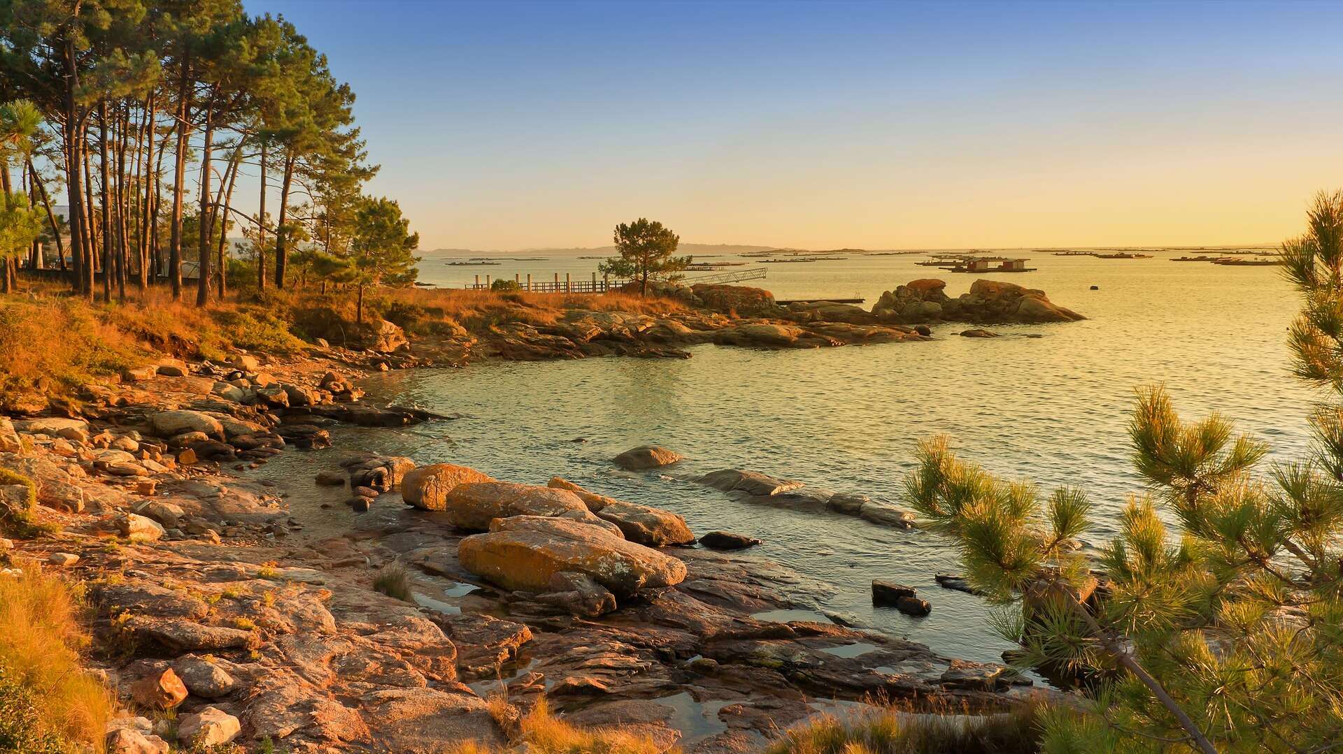 Playa de Xastelas en la Isla de Arosa. | Shutterstock