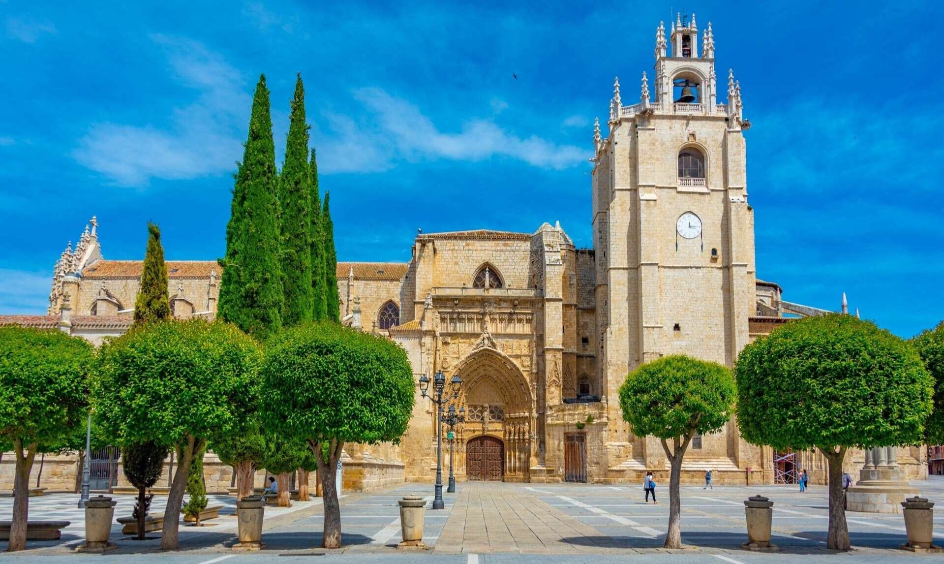 Catedral de Tierra de Campos, en Palencia. | Shutterstock